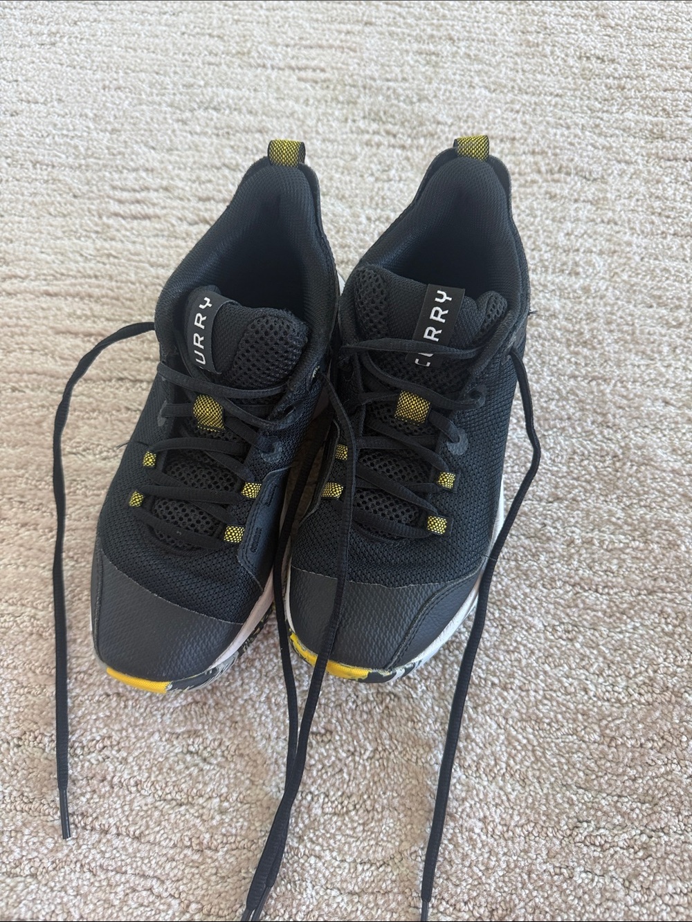 Under Armour Black and Yellow Athletic Trainers